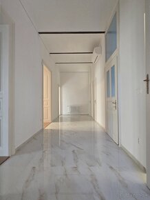 PRENÁJOM staromestský byt / kancelária /ateliér Bratislava I - 6