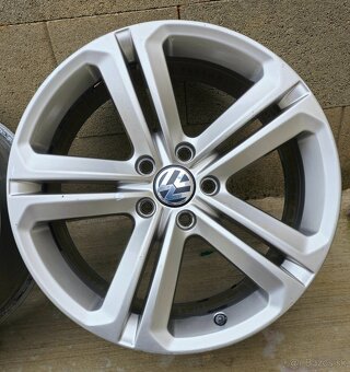 Predám orig. disky VW Mallory 5x112 R18 8J ET44 - 6
