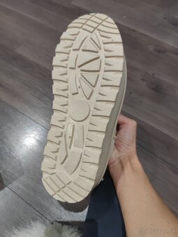 Nové dámske  béžové snehule - 6