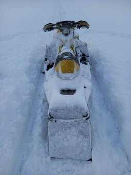 Ski-Doo 600 RS - 6