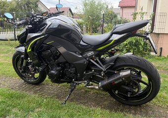 Kawasaki Z1000R - 6