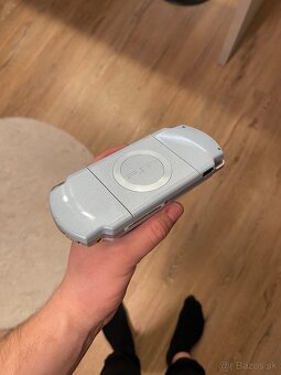 PSP 2000 Felicia Blue - 6