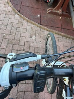 Predám 2 bicykle elektro Trek - 6