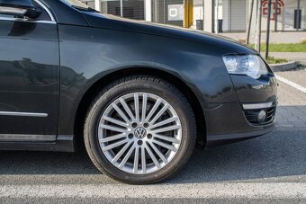Volkswagen Passat 3.2 V6 Highline DSG 4-Motion - 6