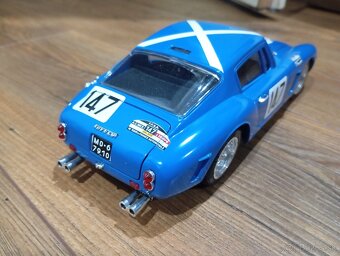 1:18 Ferrari 250GT Berlinbette 61 - 6