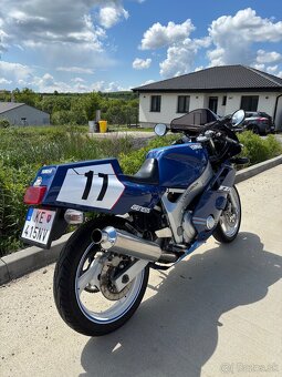 Yamaha FZR 600 20kw - 6