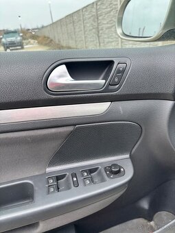 Volkswagen jetta 2,0 TDi - 6
