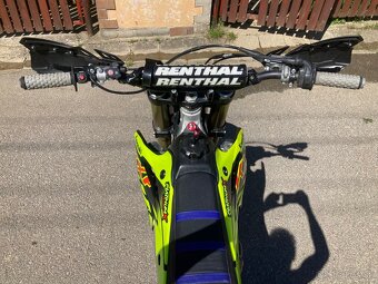 Kawasaki KXF 250 - 6