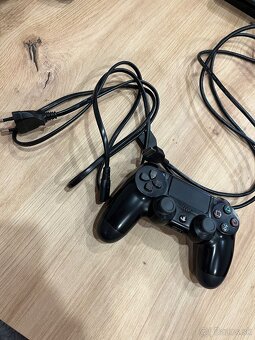 PLAYSTATION 4 SLIM 500GB - 6
