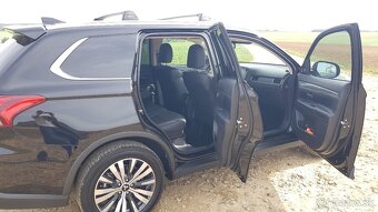 Predám Mitsubishi Outlander 2,0 Benzín - 6