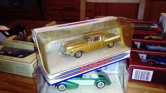 MATCHBOX DINKY US CAR´S 1: MATCHBOX DINKY 43 - 6