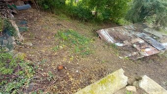 pozemek se sklepem u dukovan - 6