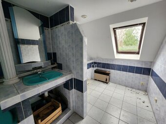 Na predaj starší rodinný dom, pozemok 246 m2, Zliechov. - 6