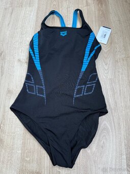 Arena Speedo a Adidas 40, dámske plavky - 6