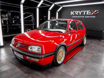 Volkswagen Golf VR6 - 6