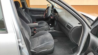Volkswagen Golf IV 1.9 TDI (74 kW), r. 2002 - 6
