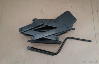 Zdvihak - 6