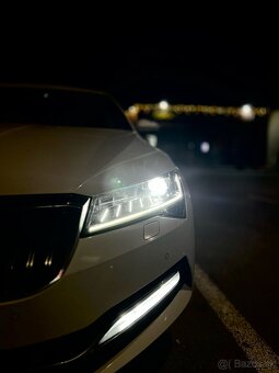 Škoda Superb Combi premium edition - 6