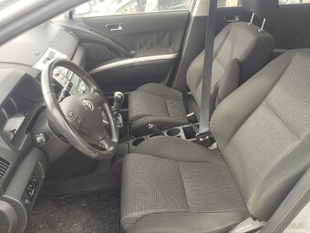 Toyota Corolla Verso ROZPREDÁM - 6