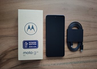 Predam Motorolu G54, 256GB, 6000mAh - 6