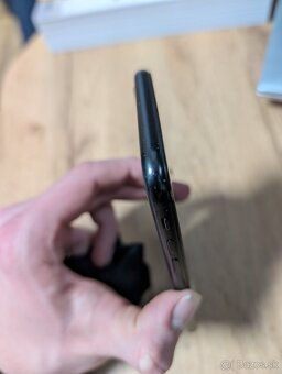 Predám iPhone SE (2. generácia) – 64 GB - 6