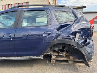 Dacia Duster 1.6 4x4 - 6