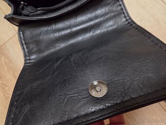 Guess kabelka čierna - 6