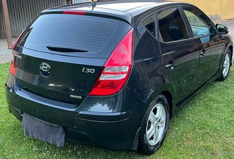 Predám Hyundai I30 1,6 CRDi - 6