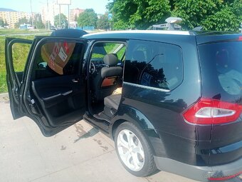 Predám Ford Galaxy benzín - 6