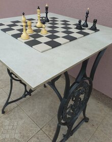 Šachový stolík - 6