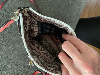 Crossbody guess mala - 6