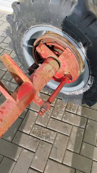 Naprava na vyrobu vlecky - 6