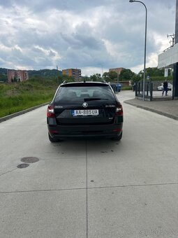 Škoda Octavia Combi 2.0 TDi 110 kW 4x4 DSG SOLEIL - 6
