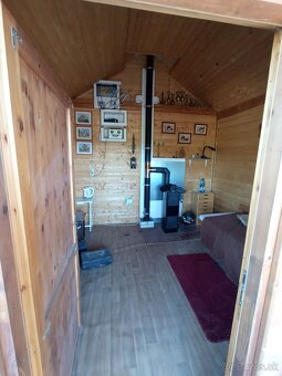 Zahradná chatka s prístreškom - 6