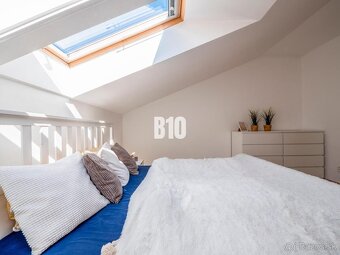 REZERVOVANÉ - VÝHĽAD NA KARPATY V 3IZBOVOM BYTE V SLOVENSKOM - 6