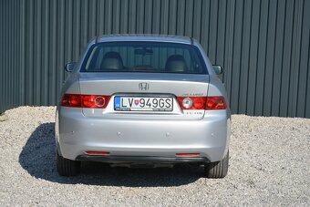 Honda Accord 2.20 - 6