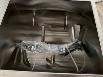 Rucna miesacka masa na klobasy 20L 10kg - 6