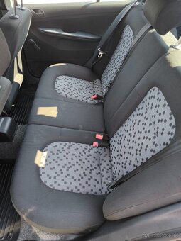 Škoda Fabia - 6