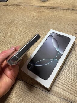 Apple iPhone 16 Pro 512GB - 6