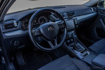 Škoda Superb 2.0 TDI Ambition - 6