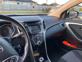 Hyundai i30 - 6