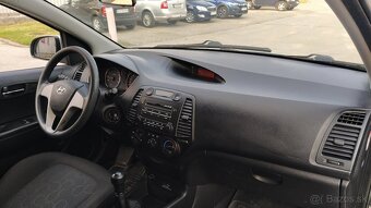 Hyundai i20 1.25i 68000 km M2010 - 6