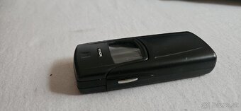 Nokia 8910i - 6