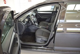 Škoda Octavia 2,0 TDi 110 kW, DSG,NAVI,servis,1.maj, - 6
