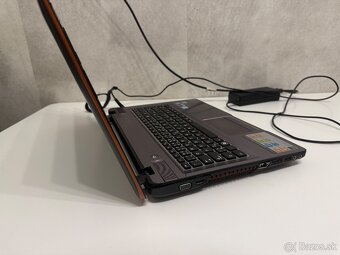 Lenovo ideapad Y570 - 6