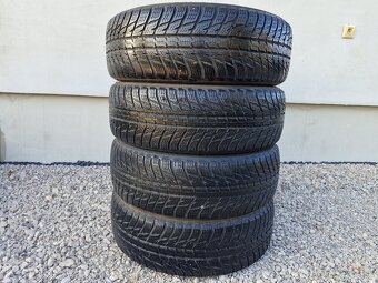 PNEUMATIKY ZIMNE AJ R17 - 6