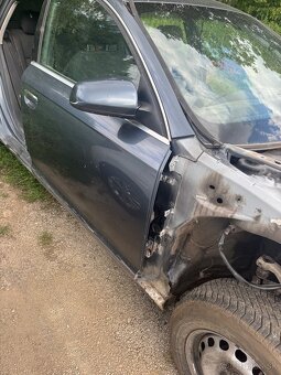 Rozpredám Audi A6 C6 3.0 165kw - 6