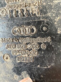 Oplastovanie podvozku Audi a8 d3 - 6