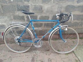 Predám starý závodný bicykel zn.favorit - 6