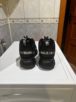 Damske čierne tenisky na platforme Buffalo - 6